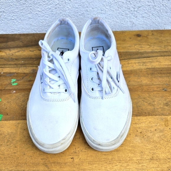 Vans Women's Lace-Up Shoes Size 7 - Picture 2 of 16